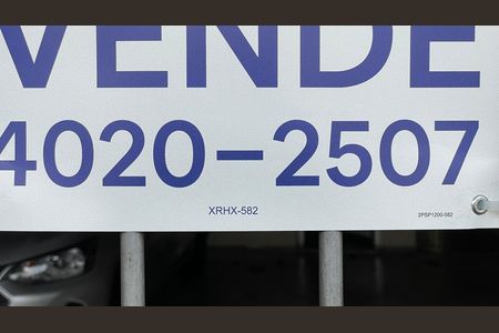 Casa à venda com 400m², 2 quartos e 2 vagas Casa à venda com 400m², 2 quartos e 2 vagasXRHX-582