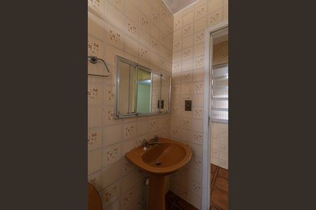 Banheiro de casa à venda com 2 quartos, 400m² em Cidade Antônio Estêvão de Carvalho, São Paulo