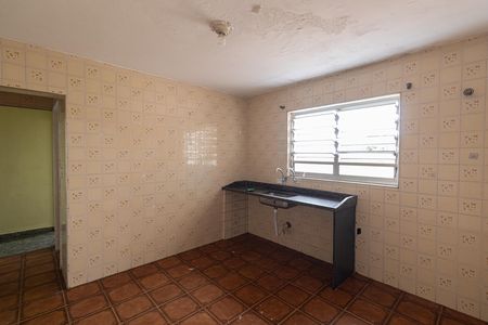 Casa à venda com 400m², 2 quartos e 2 vagas Casa à venda com 400m², 2 quartos e 2 vagasCozinha