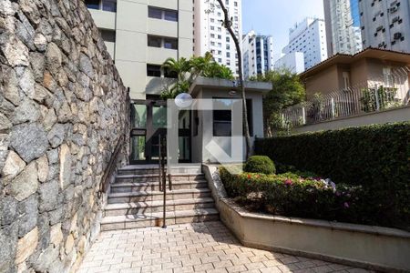 Apartamento à venda com 118m², 3 quartos e 2 vagas Apartamento à venda com 118m², 3 quartos e 2 vagasÁrea Comum