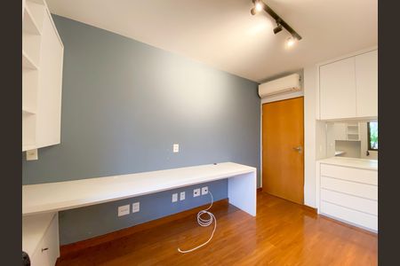 Apartamento à venda com 118m², 3 quartos e 2 vagas Apartamento à venda com 118m², 3 quartos e 2 vagasQuarto 1