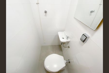 Apartamento à venda com 118m², 3 quartos e 2 vagas Apartamento à venda com 118m², 3 quartos e 2 vagasBanheiro de Serviço