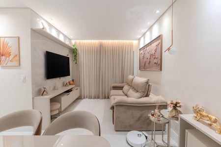 Apartamento à venda com 77m², 2 quartos e 1 vaga Apartamento à venda com 77m², 2 quartos e 1 vagaSala