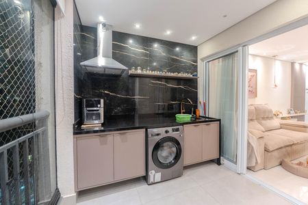Apartamento à venda com 77m², 2 quartos e 1 vaga Apartamento à venda com 77m², 2 quartos e 1 vagaSacada