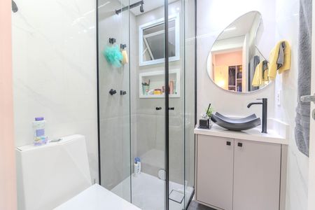 Apartamento à venda com 77m², 2 quartos e 1 vaga Apartamento à venda com 77m², 2 quartos e 1 vagaBanheiro da Suíte 1