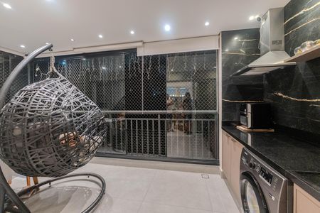 Apartamento à venda com 77m², 2 quartos e 1 vaga Apartamento à venda com 77m², 2 quartos e 1 vagaSacada