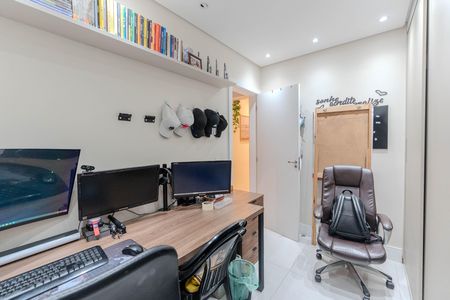 Apartamento à venda com 77m², 2 quartos e 1 vaga Apartamento à venda com 77m², 2 quartos e 1 vagaQuarto 1