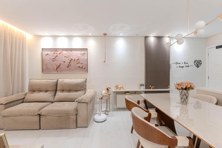Apartamento à venda com 77m², 2 quartos e 1 vaga Apartamento à venda com 77m², 2 quartos e 1 vagaSala