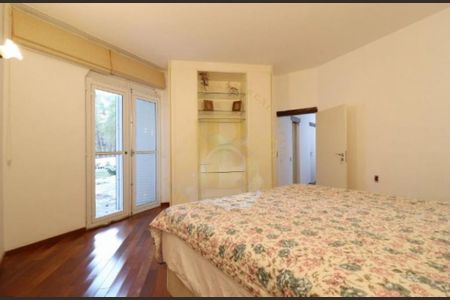 Casa à venda com 5 quartos, 759m² em Chácara Flora, São Paulo