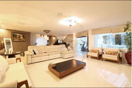 Casa à venda com 5 quartos, 759m² em Chácara Flora, São Paulo