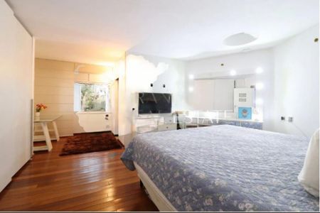 Casa à venda com 5 quartos, 759m² em Chácara Flora, São Paulo