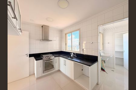 Apartamento para alugar com 108m², 3 quartos e 2 vagasCozinha