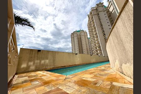 Apartamento para alugar com 108m², 3 quartos e 2 vagas Apartamento para alugar com 108m², 3 quartos e 2 vagasÁrea comum -