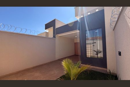 Casa à venda com 110m², 3 quartos e 2 vagasGaragem