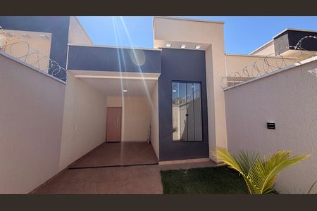 Casa à venda com 110m², 3 quartos e 2 vagasGaragem