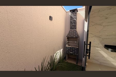 Casa à venda com 110m², 3 quartos e 2 vagasChurrasqueira
