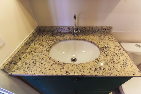 Apartamento para alugar com 37m², 2 quartos e sem vaga Apartamento para alugar com 37m², 2 quartos e sem vagaBanheiro