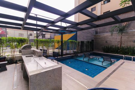 Apartamento para alugar com 37m², 2 quartos e sem vaga Apartamento para alugar com 37m², 2 quartos e sem vagaÁrea comum - Piscina