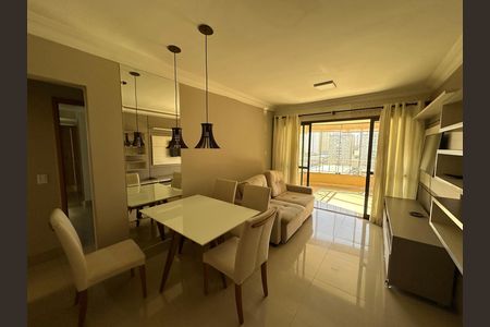 Sala de apartamento à venda com 3 quartos, 88m² em Setor Bueno, Goiânia