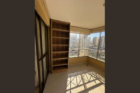 Varanda de apartamento à venda com 3 quartos, 88m² em Setor Bueno, Goiânia
