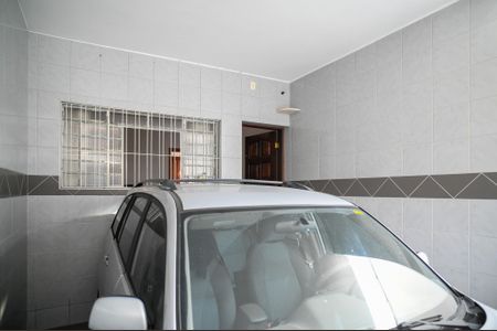 Garagem de casa à venda com 3 quartos, 100m² em Vila Moraes, São Paulo