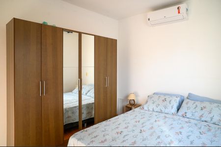 Quarto 1 de casa à venda com 3 quartos, 100m² em Vila Moraes, São Paulo
