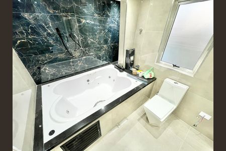 Apartamento para alugar com 107m², 3 quartos e 1 vagaBanheiro da Suíte