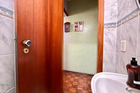 Casa à venda com 185m², 3 quartos e 2 vagasLavabo