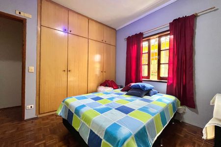 Casa à venda com 185m², 3 quartos e 2 vagasSuite