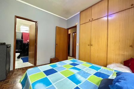 Casa à venda com 185m², 3 quartos e 2 vagasSuite
