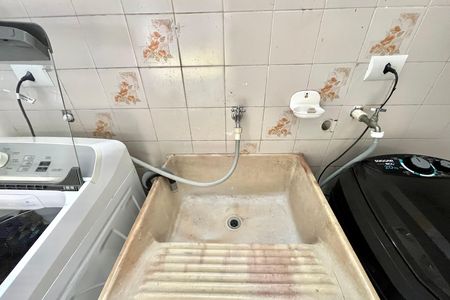 Casa à venda com 185m², 3 quartos e 2 vagasÁrea de Serviço