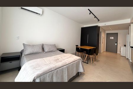 Apartamento para alugar com 37m², 1 quarto e sem vaga Apartamento para alugar com 37m², 1 quarto e sem vagaSala / Quarto