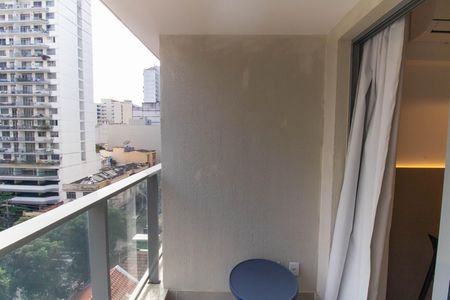 Varanda de kitnet/studio para alugar com 1 quarto, 35m² em Ingá, Niterói