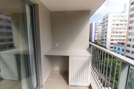 Varanda de kitnet/studio para alugar com 1 quarto, 35m² em Ingá, Niterói