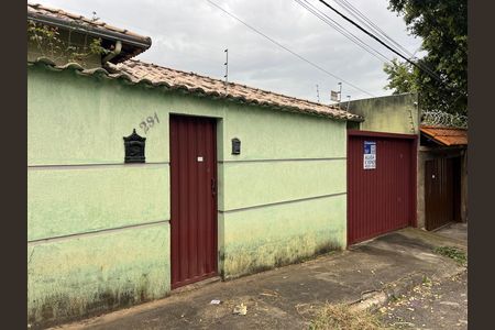Casa para alugar com 165m², 3 quartos e 2 vagas Casa para alugar com 165m², 3 quartos e 2 vagasFachada