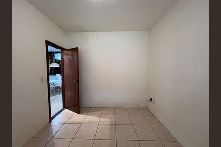 Casa para alugar com 165m², 3 quartos e 2 vagas Casa para alugar com 165m², 3 quartos e 2 vagasQuarto 1