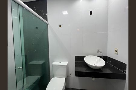 Casa para alugar com 165m², 3 quartos e 2 vagas Casa para alugar com 165m², 3 quartos e 2 vagasBanheiro da Suíte
