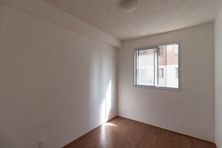 Quarto 1 de apartamento para alugar com 2 quartos, 35m² em Parque Industrial Tomas Edson, São Paulo