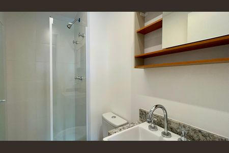 Studio para alugar com 26m², 1 quarto e sem vaga Studio para alugar com 26m², 1 quarto e sem vagaBanheiro