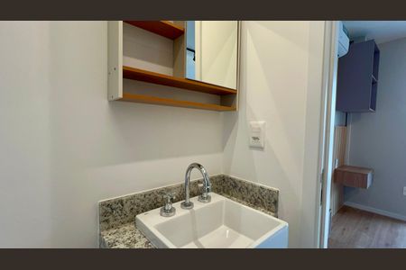 Studio para alugar com 26m², 1 quarto e sem vaga Studio para alugar com 26m², 1 quarto e sem vagaBanheiro
