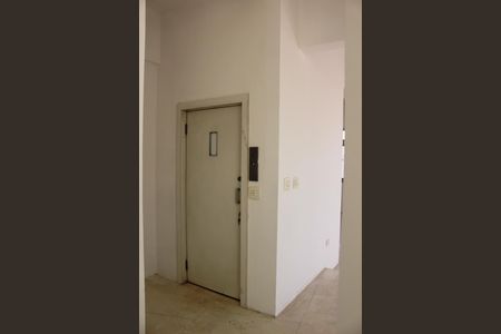 Apartamento à venda com 642m², 3 quartos e 6 vagas Apartamento à venda com 642m², 3 quartos e 6 vagasÁrea comum