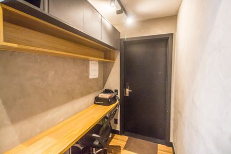 Apartamento à venda com 45m², 1 quarto e 1 vaga Apartamento à venda com 45m², 1 quarto e 1 vagaEscritório