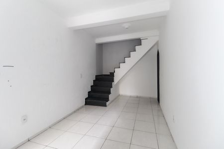 Casa para alugar com 97m², 2 quartos e 1 vagaSala