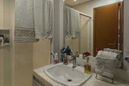 Apartamento para alugar com 128m², 3 quartos e 2 vagasBanheira da Suíte 3