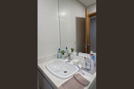Apartamento para alugar com 128m², 3 quartos e 2 vagasBanheira da Suíte 2