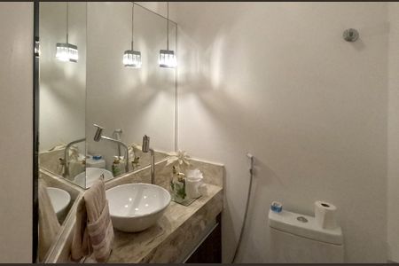 Apartamento para alugar com 128m², 3 quartos e 2 vagasLavabo