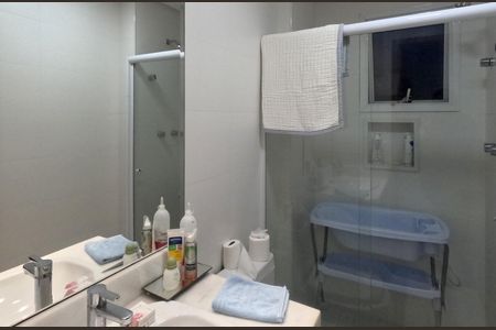 Apartamento para alugar com 128m², 3 quartos e 2 vagasBanheira da Suíte 1