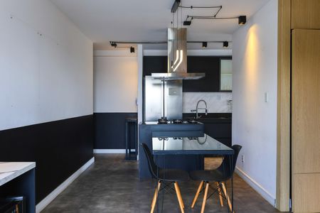 Sala de apartamento para alugar com 1 quarto, 67m² em Jardim Monte Kemel, São Paulo
