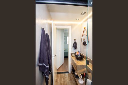 Casa de condomínio à venda com 115m², 3 quartos e 2 vagasBanheiro da Suíte