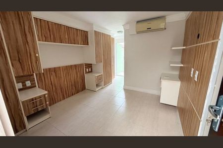 Apartamento à venda com 64m², 1 quarto e sem vaga Apartamento à venda com 64m², 1 quarto e sem vagaFoto 32